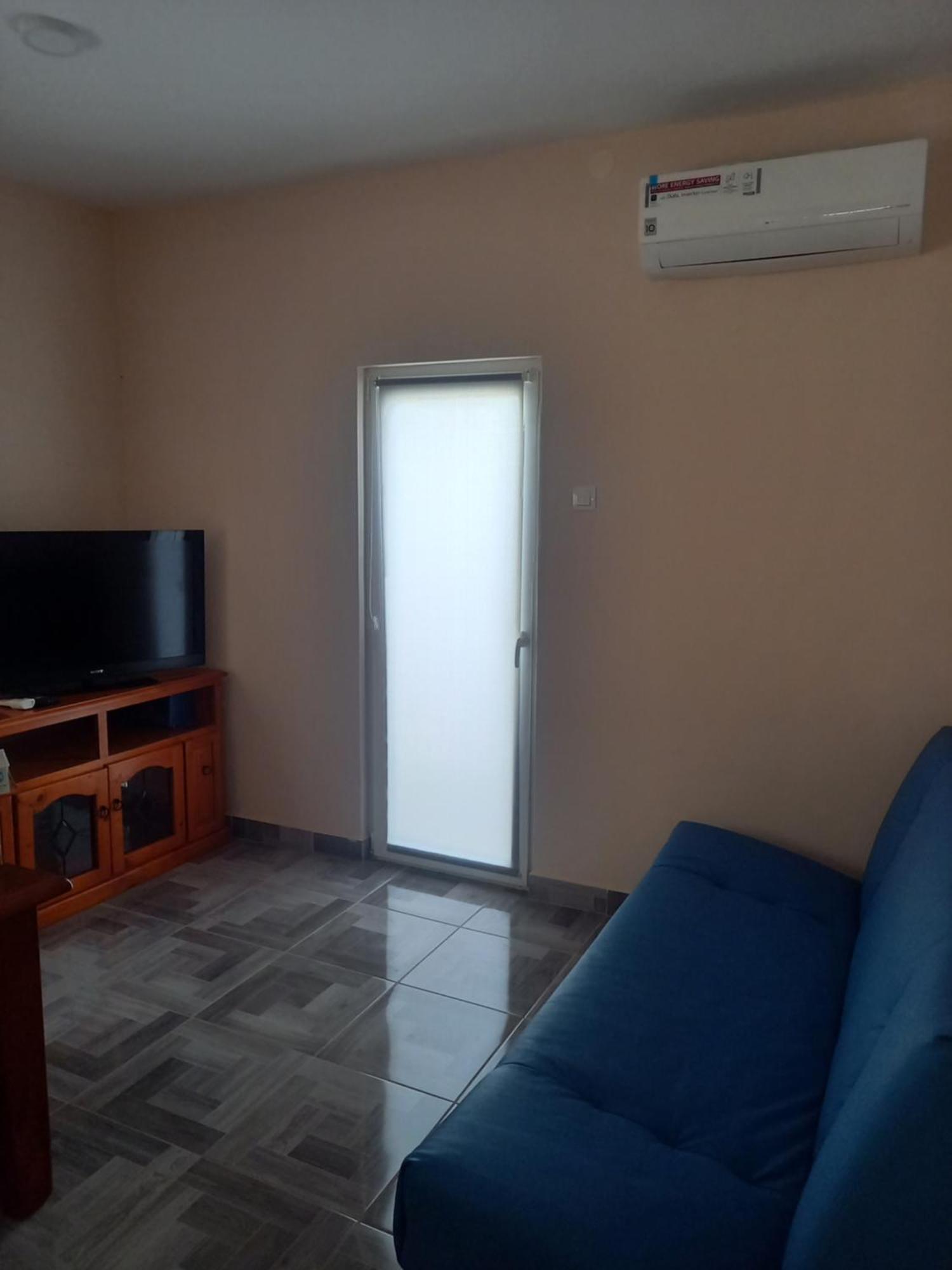 Oskar Amphitheater Apartments And Rooms With Free Parking Pula Bilik gambar